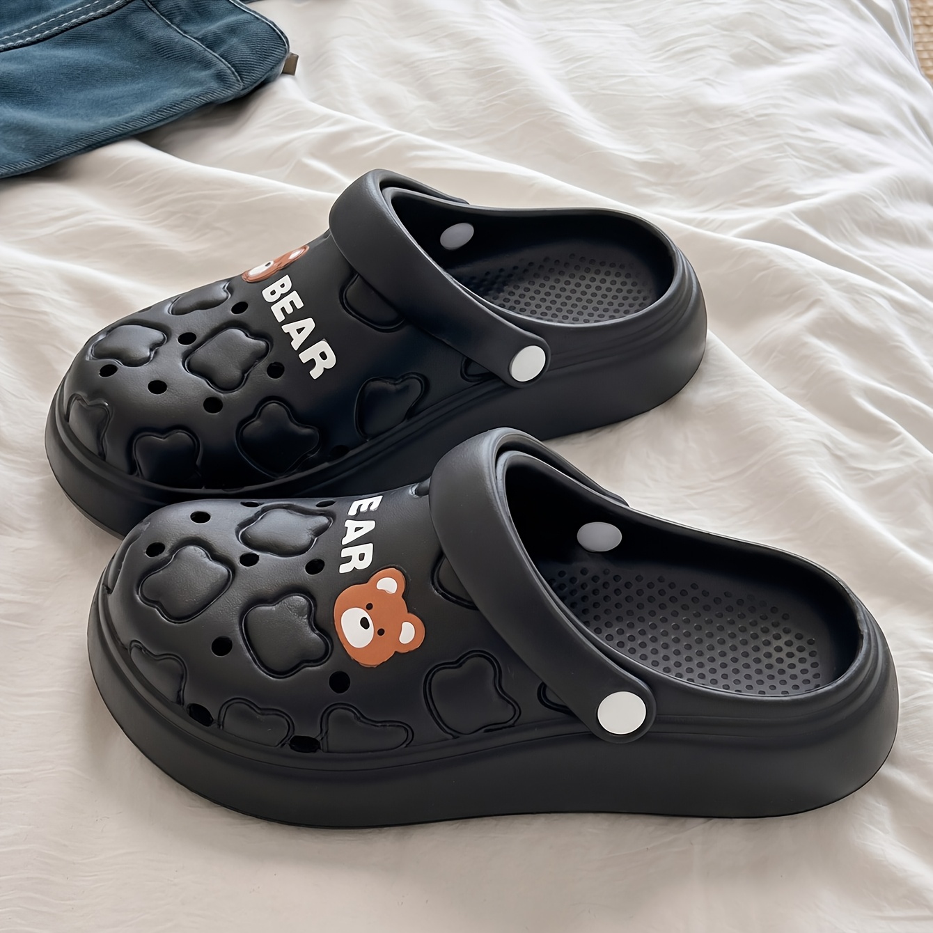 Sandal Clogs EVA Motif Beruang - Men Shoes On Cloud ulasan dan harga